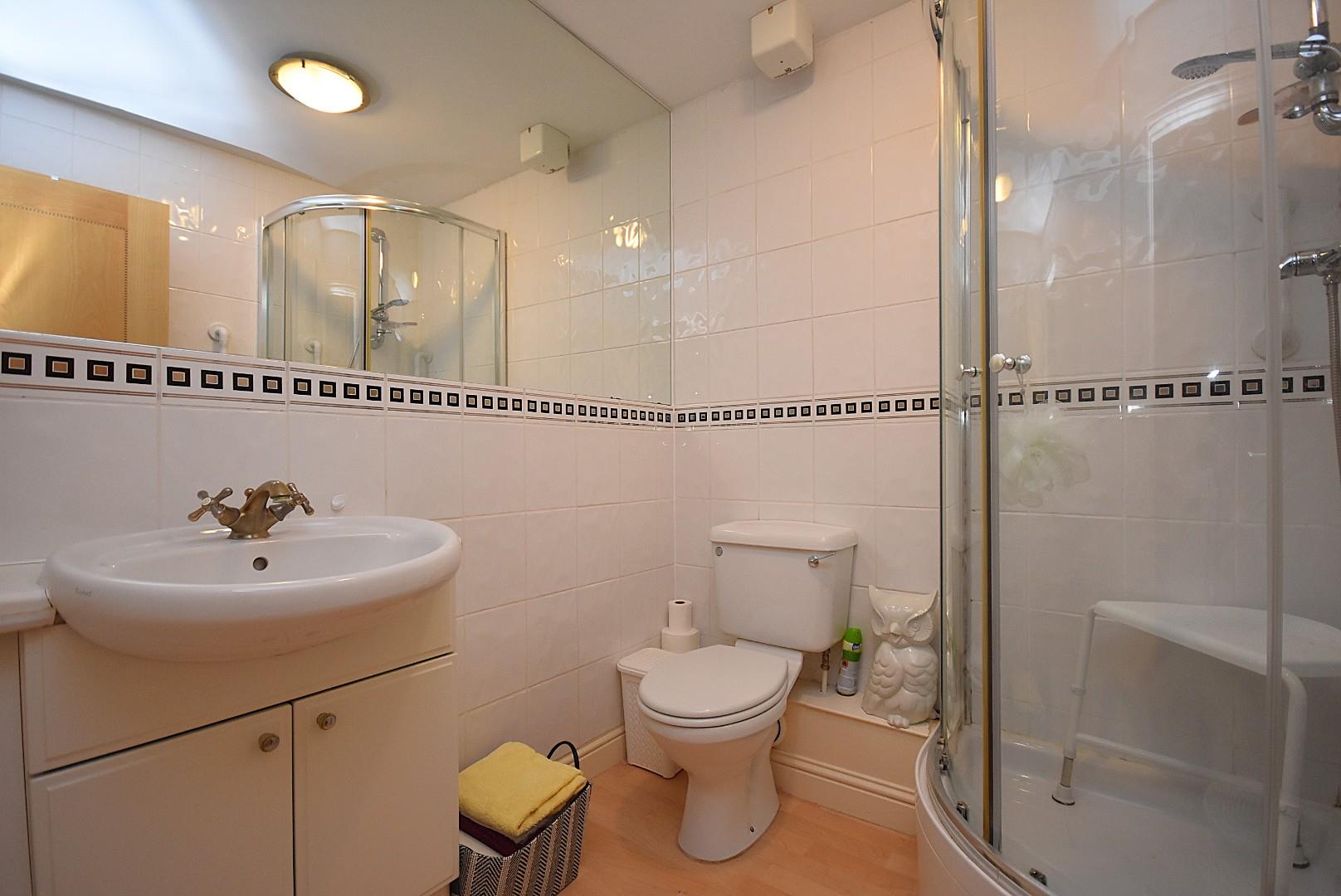 10 Cwrt Newydd, Elm Grove Road, Dinas Powys, CF64 4BD